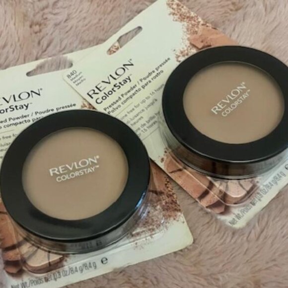 Revlon Color Stay Pressed Powder/Medium - Picture 1 of 2
